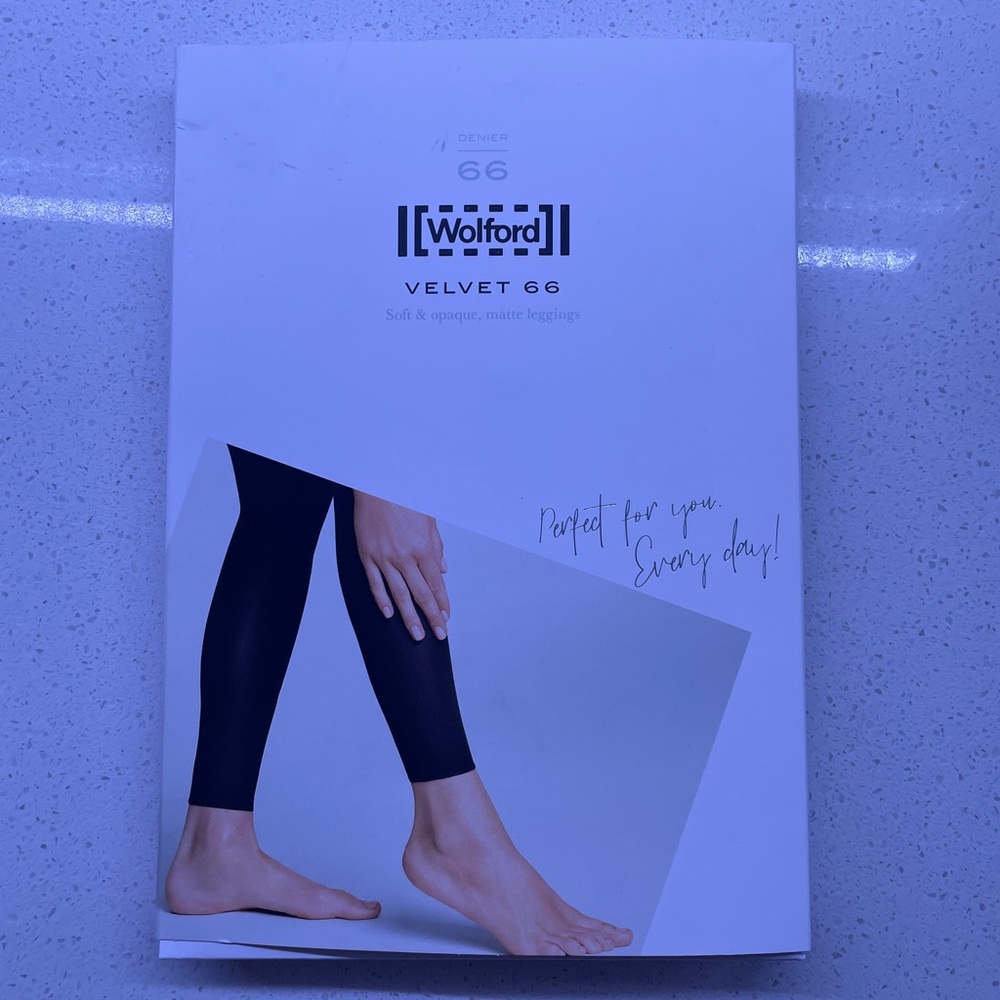 New Wolford Velvet 66 Leggings XS